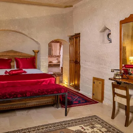 Hotel Helen Cave
