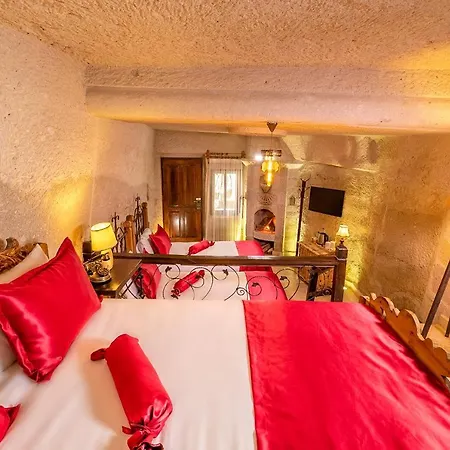 Helen Cave Göreme