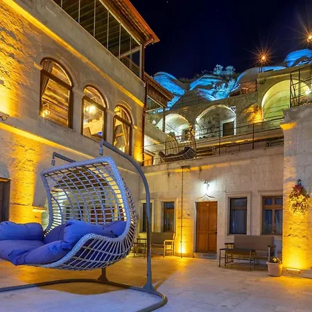 Helen Cave Otel Göreme