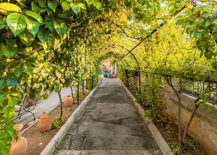 Helen Cave 2* Goreme